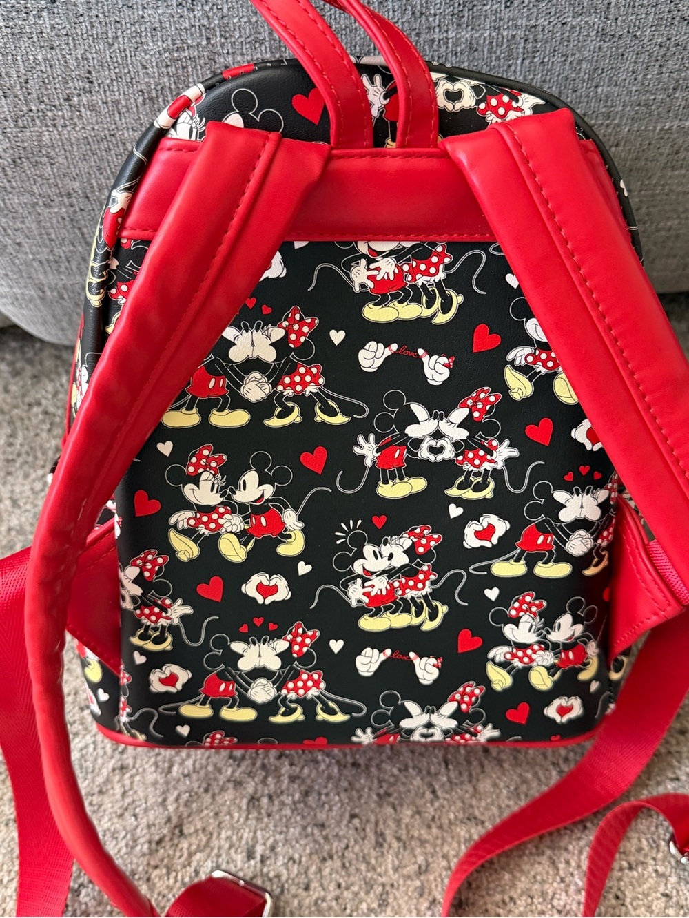 Mickey and Minnie heart loungefly - Picture 2 of 8